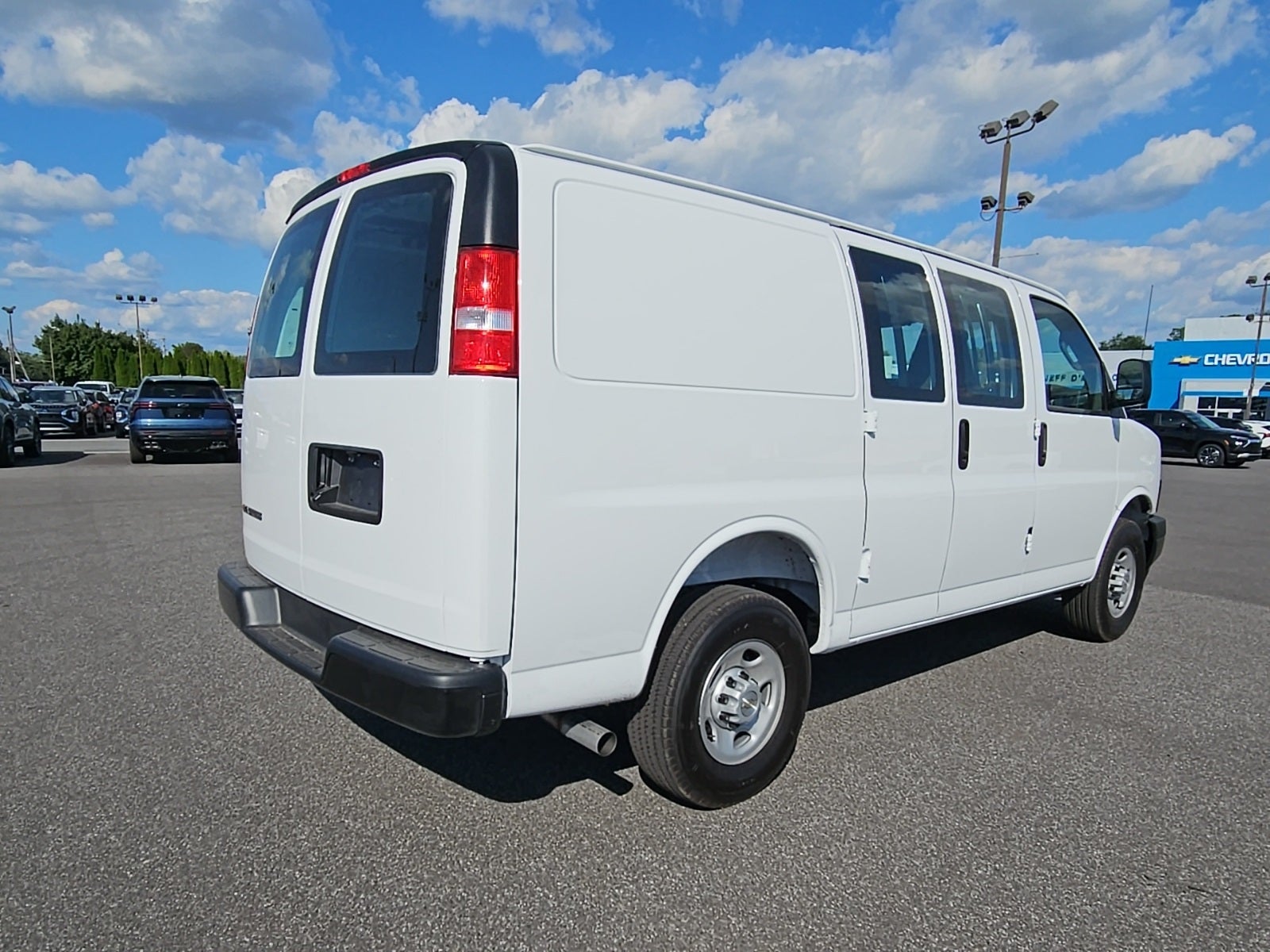 2025 Chevrolet Express Cargo RWD 2500 Regular Wheelbase WT