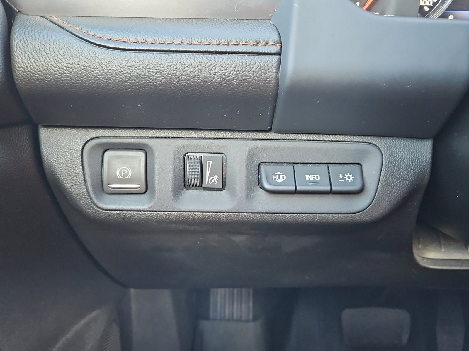 2021 GMC Acadia AWD AT4