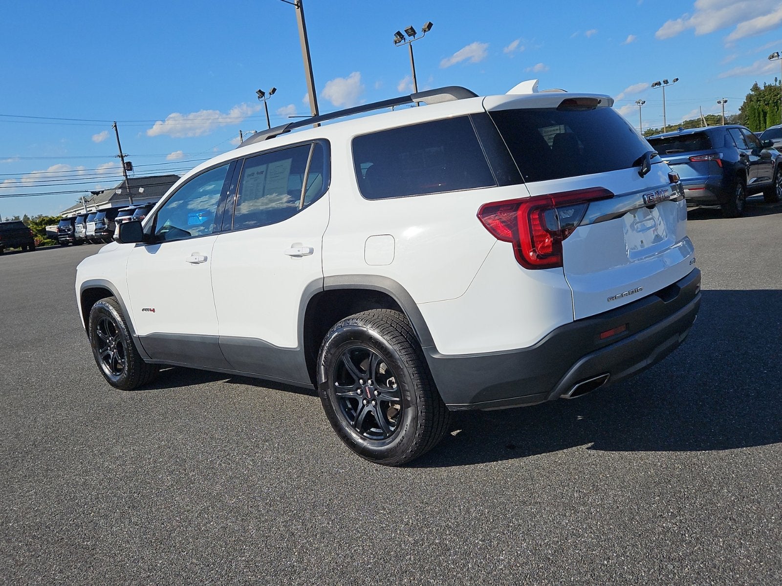 2021 GMC Acadia AWD AT4