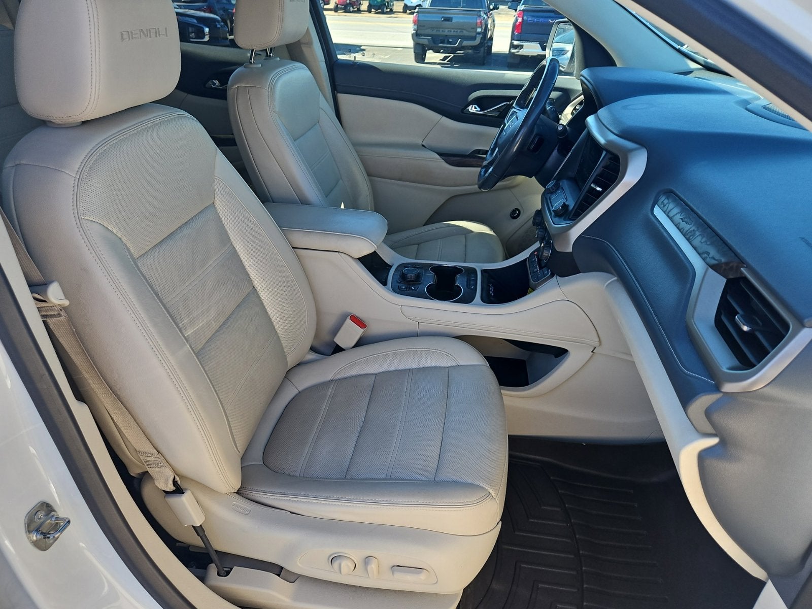2020 GMC Acadia AWD Denali