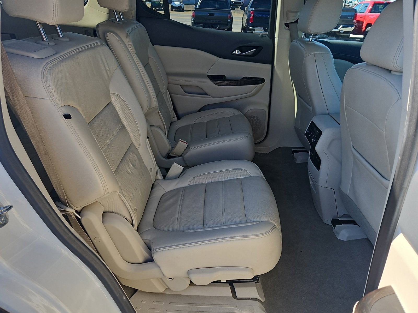 2020 GMC Acadia AWD Denali
