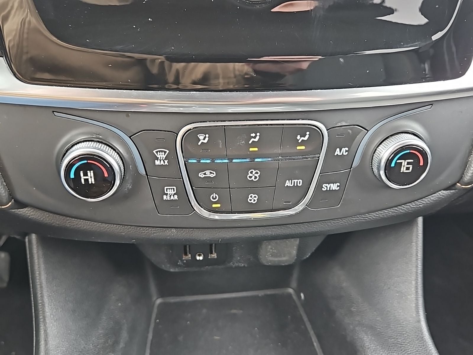 2020 Chevrolet Traverse FWD LS