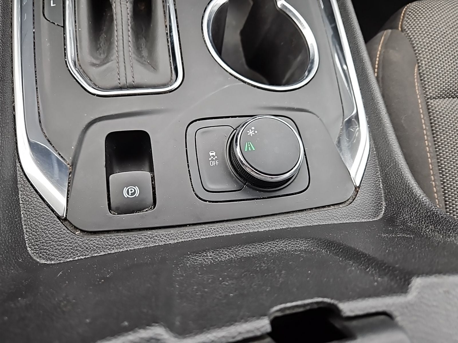 2020 Chevrolet Traverse FWD LS