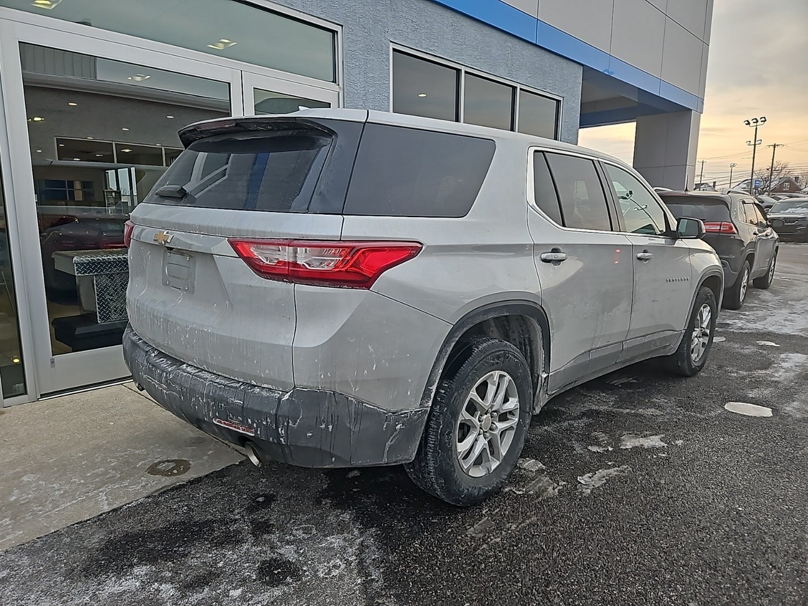 2020 Chevrolet Traverse FWD LS