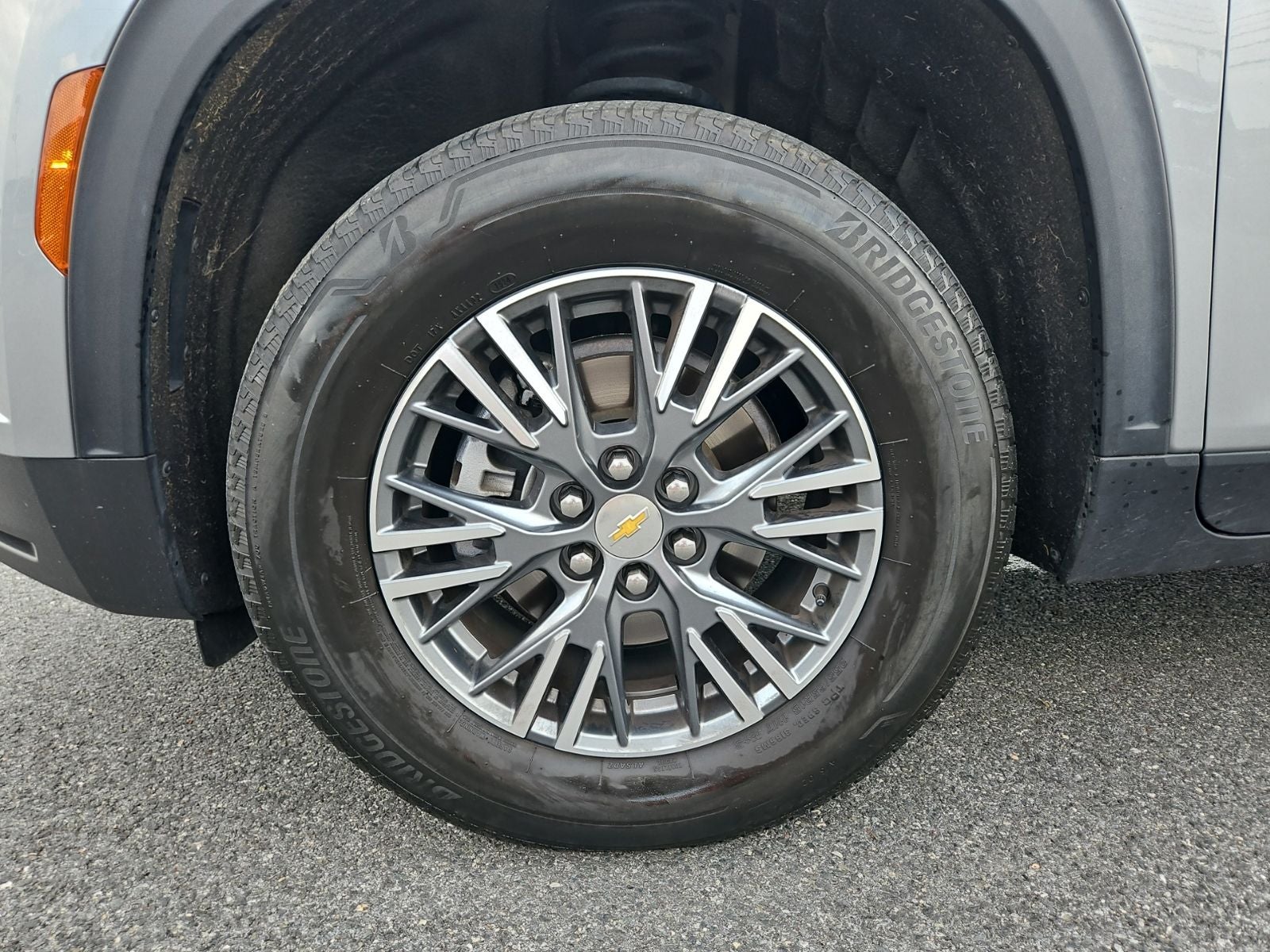 2024 Chevrolet Traverse FWD LT