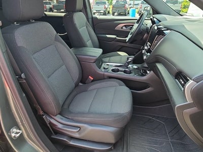 2023 Chevrolet Traverse AWD LT Cloth