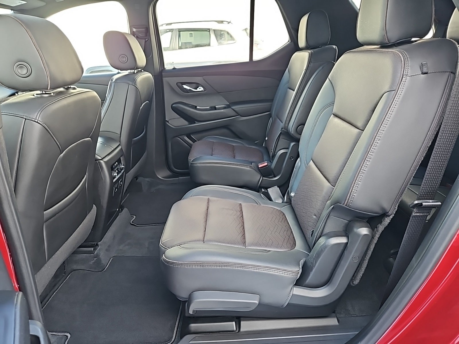 2022 Chevrolet Traverse AWD High Country