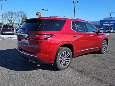 2022 Chevrolet Traverse AWD High Country