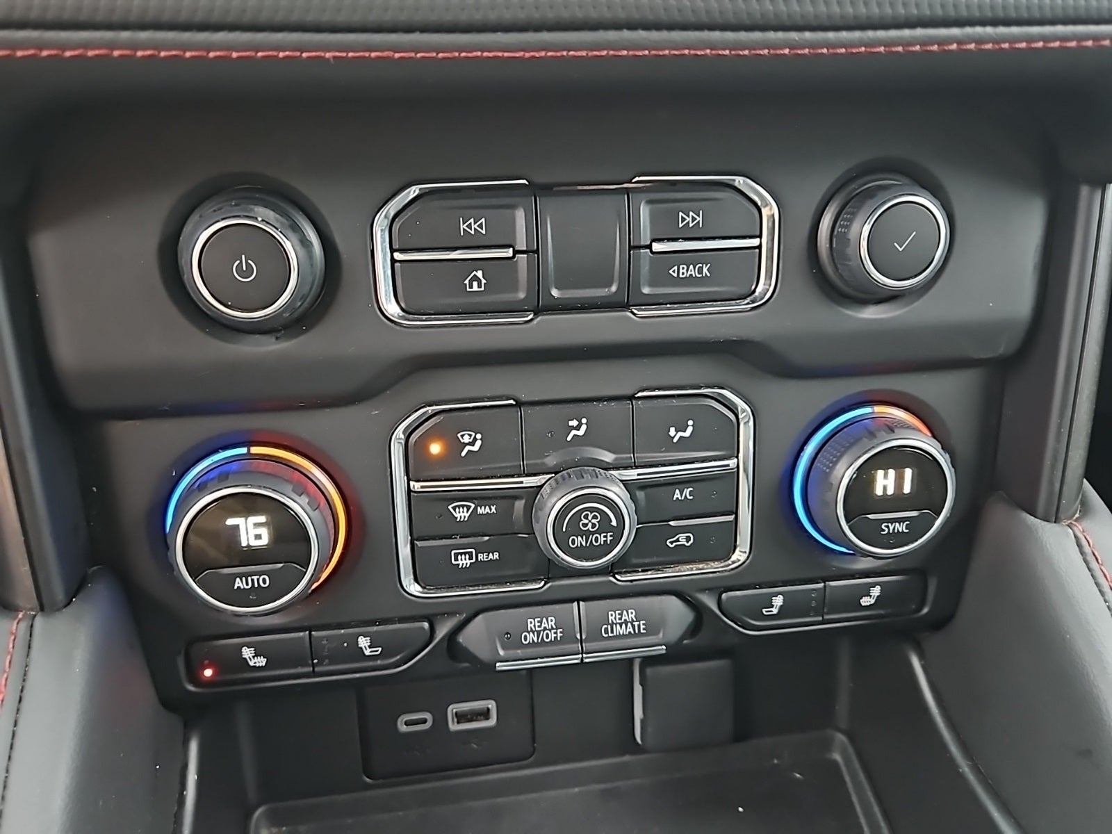 2023 Chevrolet Tahoe 4WD RST