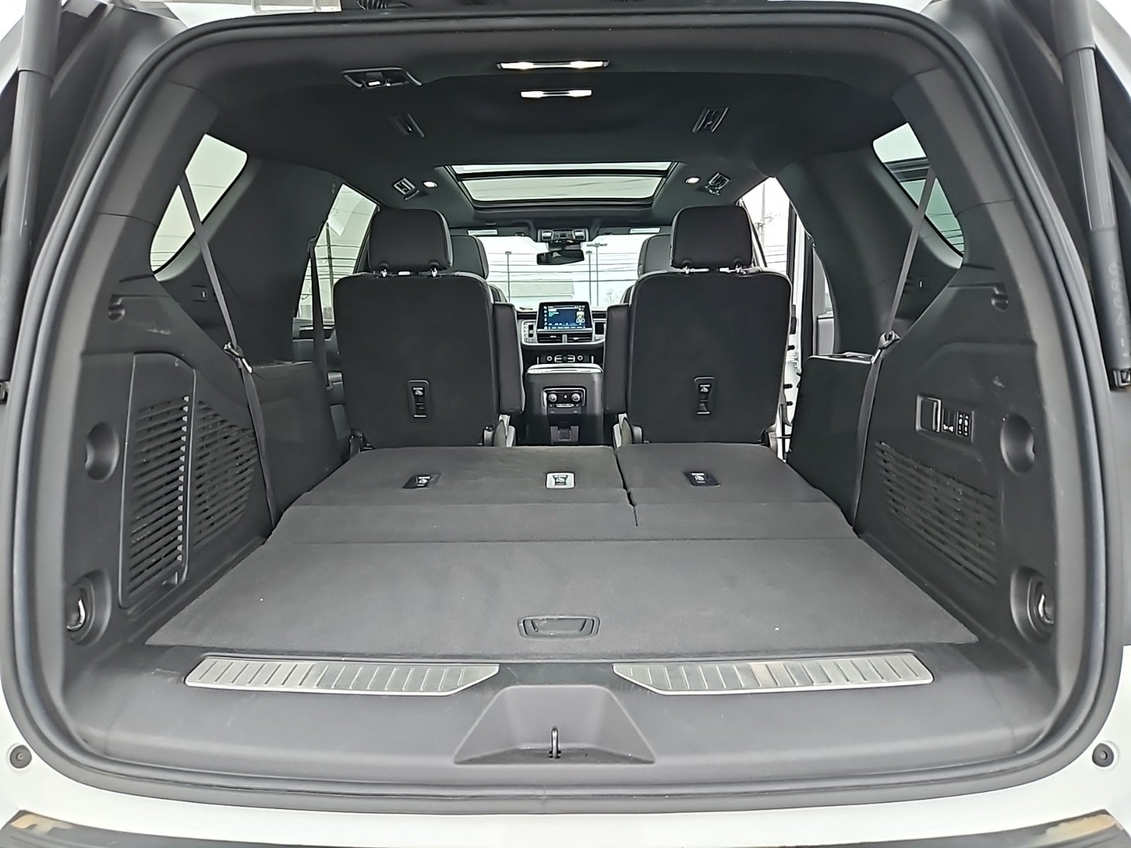 2023 Chevrolet Tahoe 4WD RST