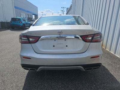 2021 Nissan Maxima SV