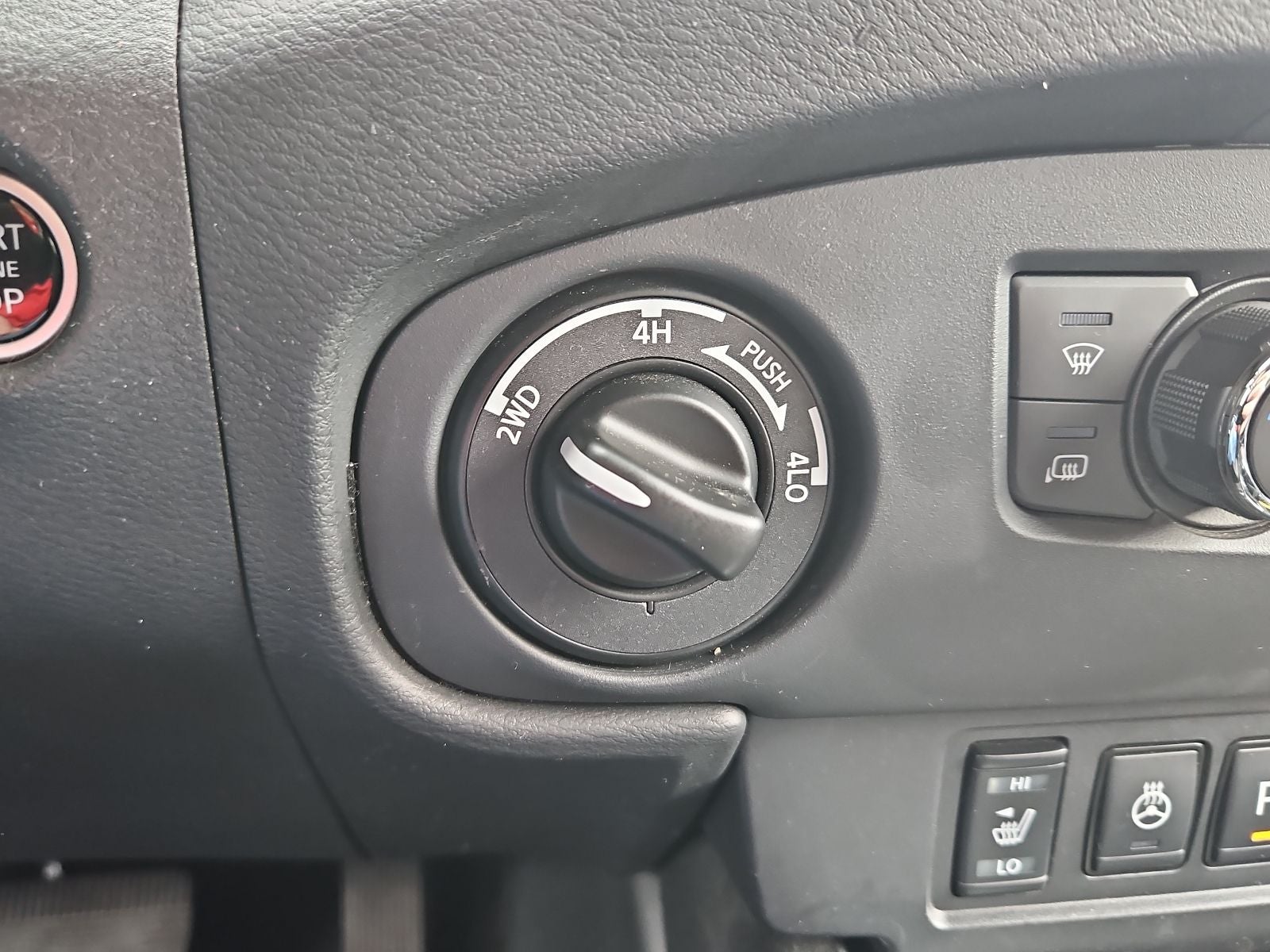 2024 Nissan Frontier Crew Cab Long Bed SV 4x4