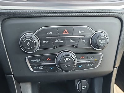 2019 Dodge Charger SXT AWD