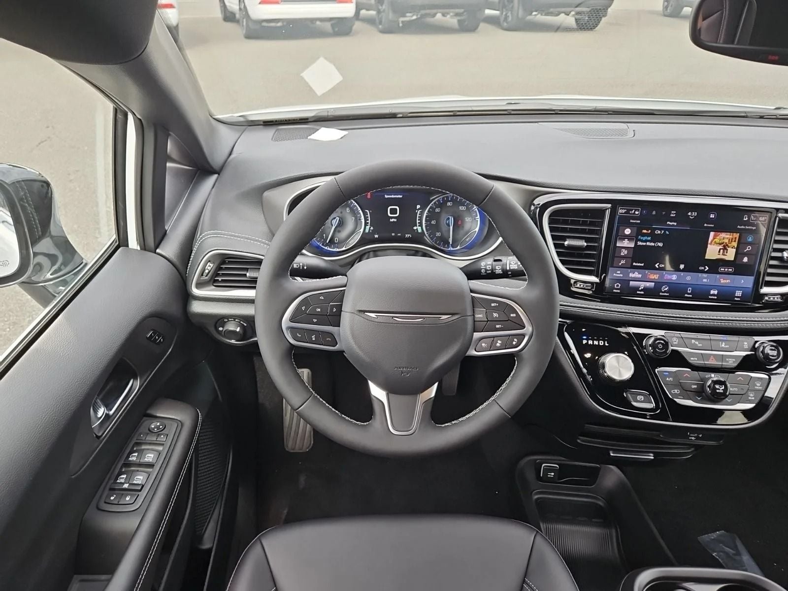 2027 Chrysler Pacifica PACIFICA SELECT