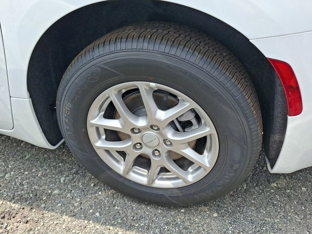 2027 Chrysler Pacifica PACIFICA SELECT