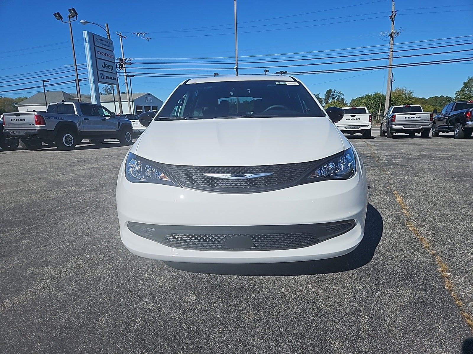 2026 Chrysler Voyager VOYAGER LX
