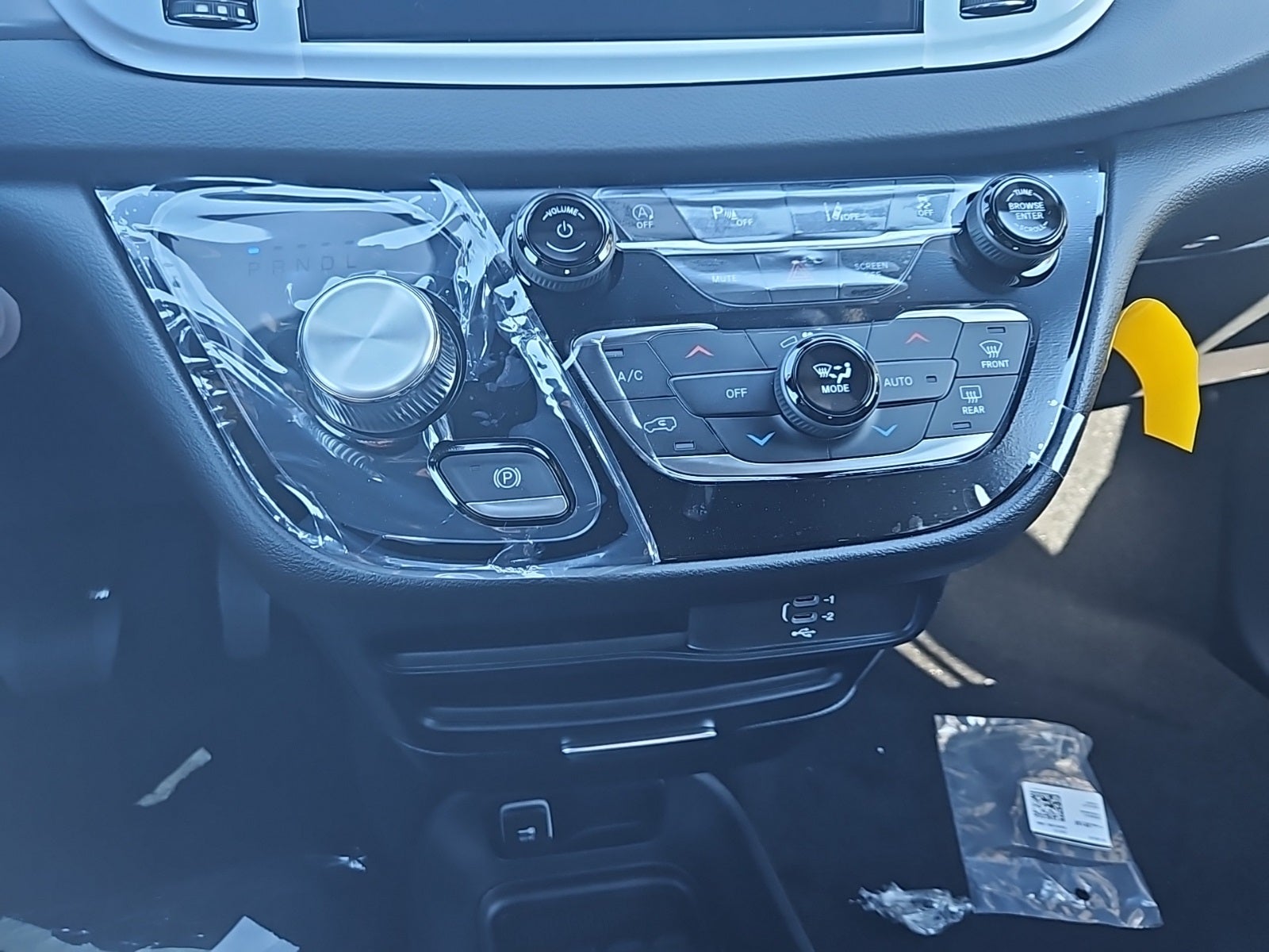 2026 Chrysler Voyager VOYAGER LX