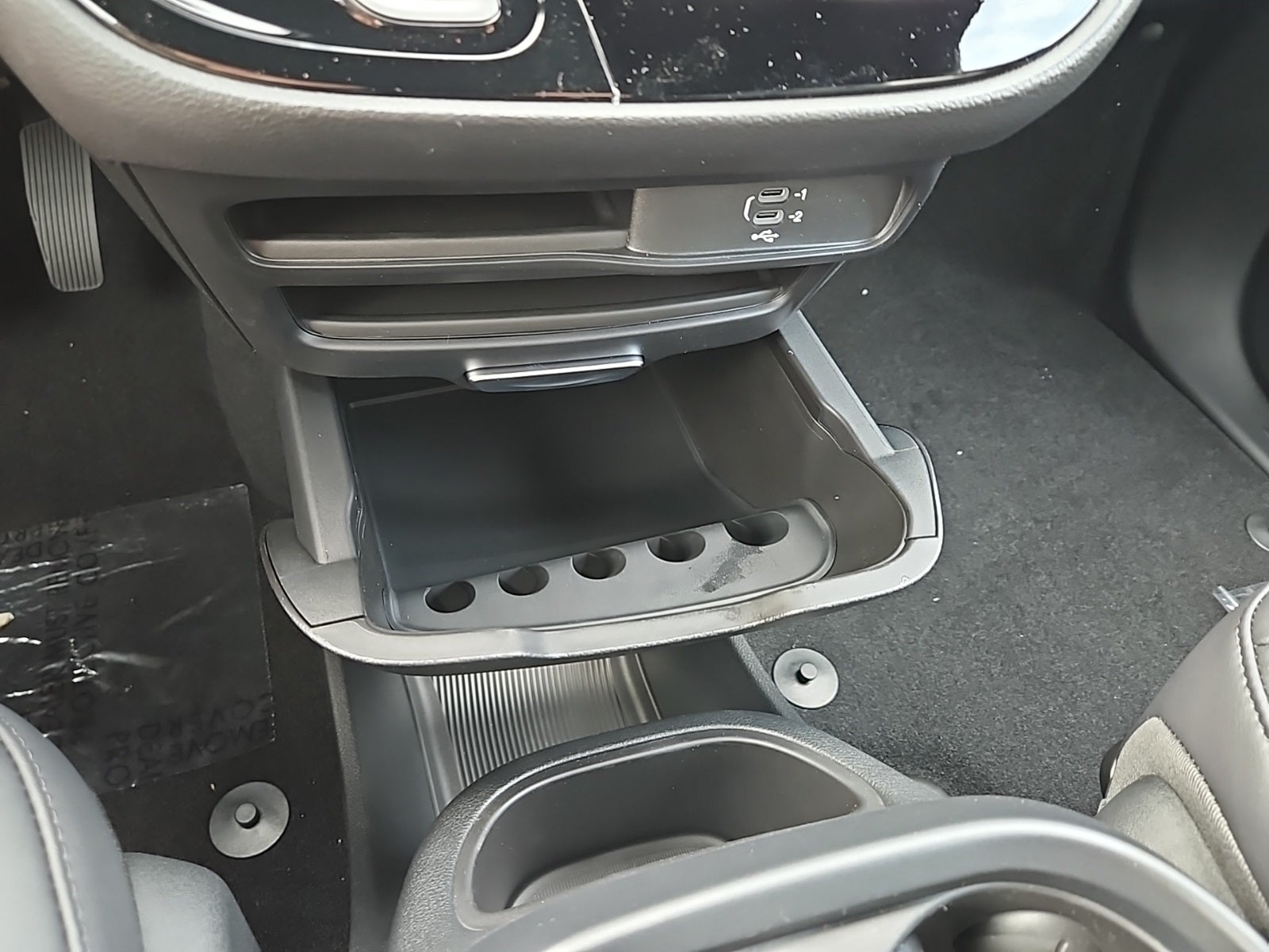 2026 Chrysler Voyager VOYAGER LX