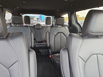 2026 Chrysler Voyager VOYAGER LX