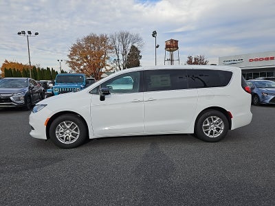 2026 Chrysler Voyager VOYAGER LX