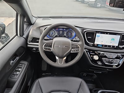 2026 Chrysler Voyager VOYAGER LX