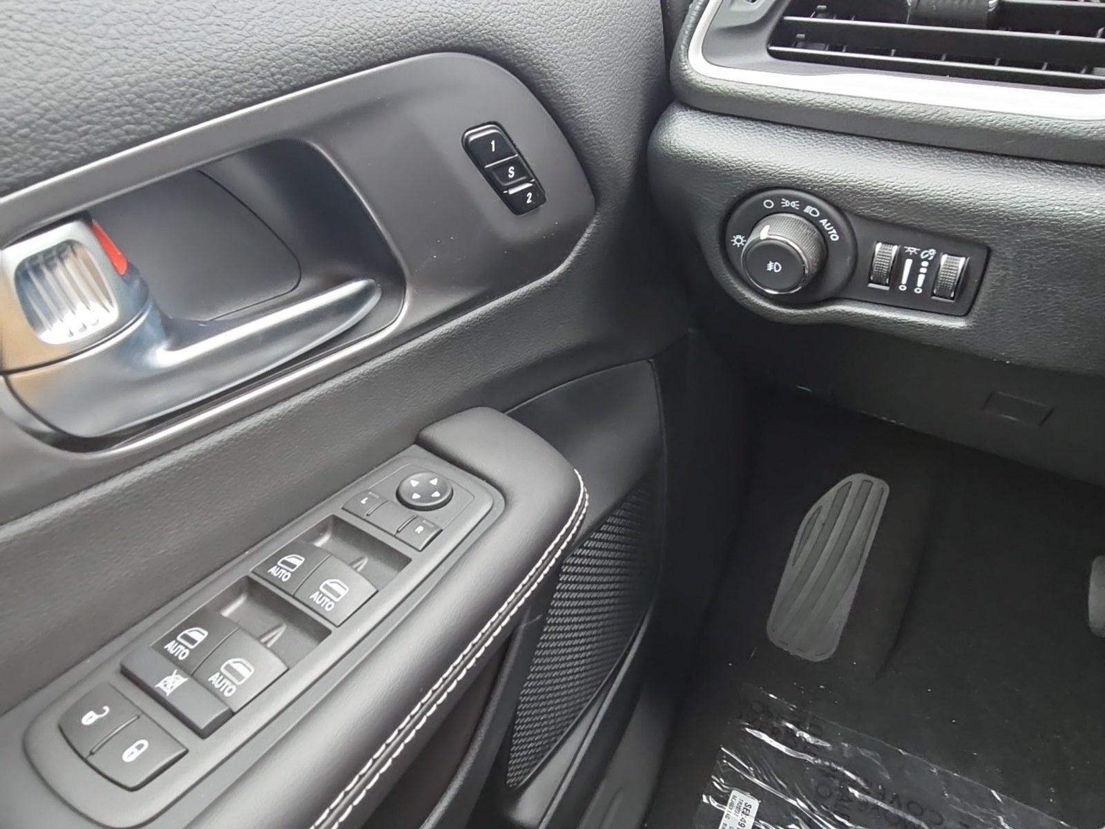 2026 Chrysler Pacifica PACIFICA SELECT AWD