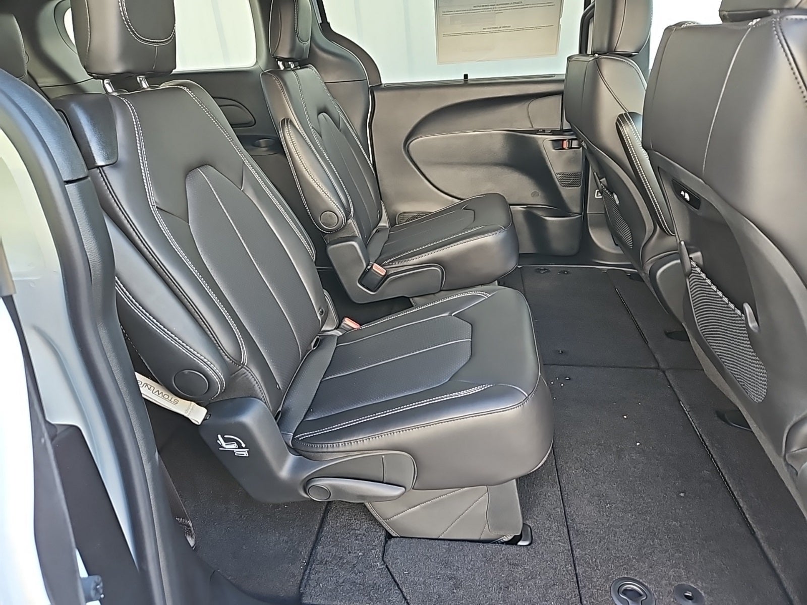 2026 Chrysler Pacifica PACIFICA SELECT AWD