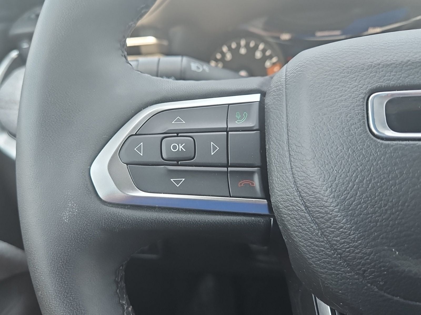 2023 Jeep Compass Latitude Lux FWD