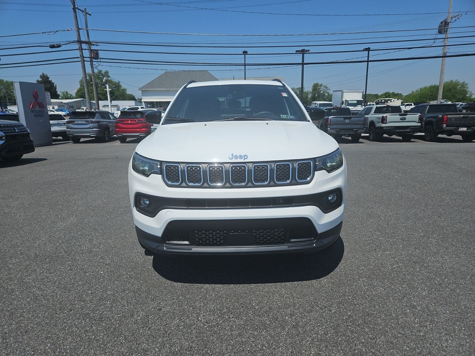 2023 Jeep Compass Latitude Lux FWD