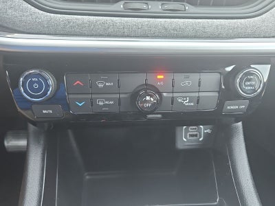 2023 Jeep Compass Latitude Lux FWD