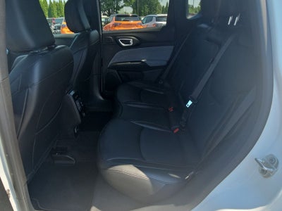 2023 Jeep Compass Latitude Lux FWD