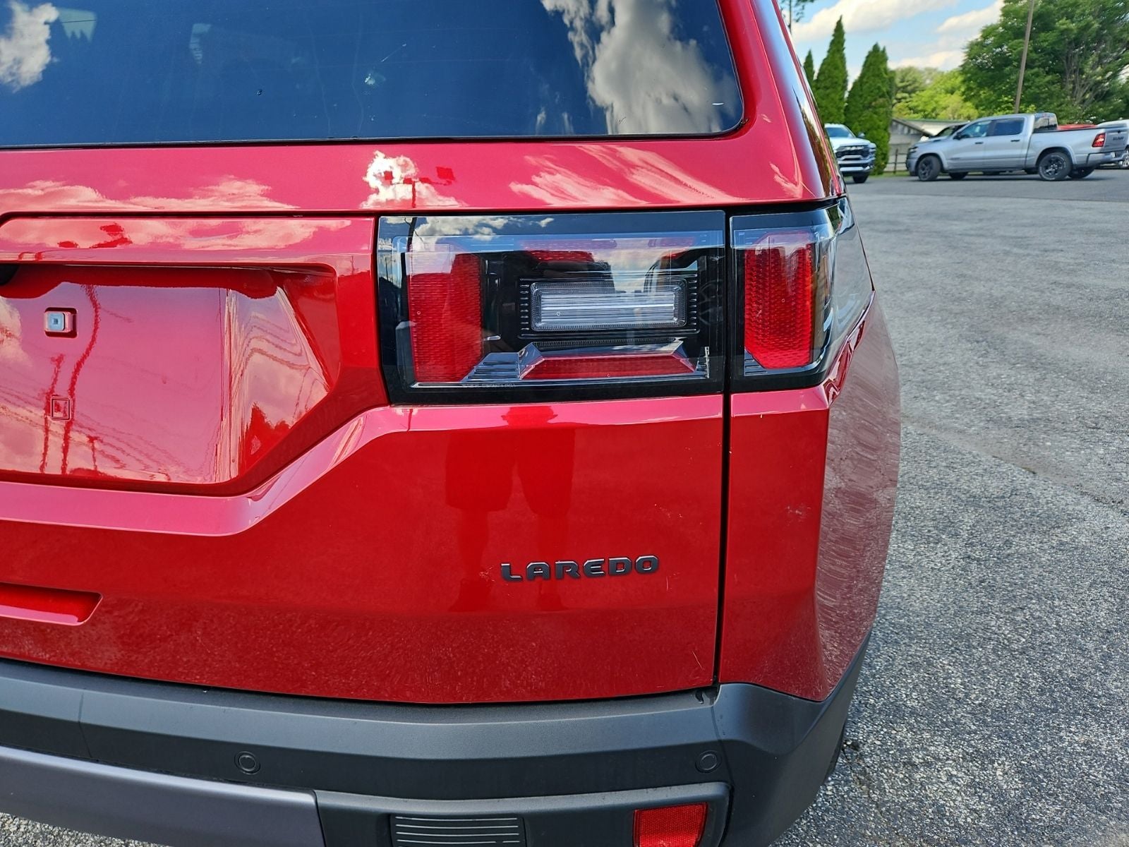 2026 Jeep Cherokee CHEROKEE LAREDO 4X4