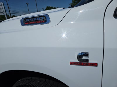 2022 RAM 3500 Tradesman Crew Cab 4x2 8' Box