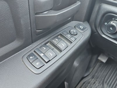 2022 RAM 3500 Tradesman Crew Cab 4x2 8' Box
