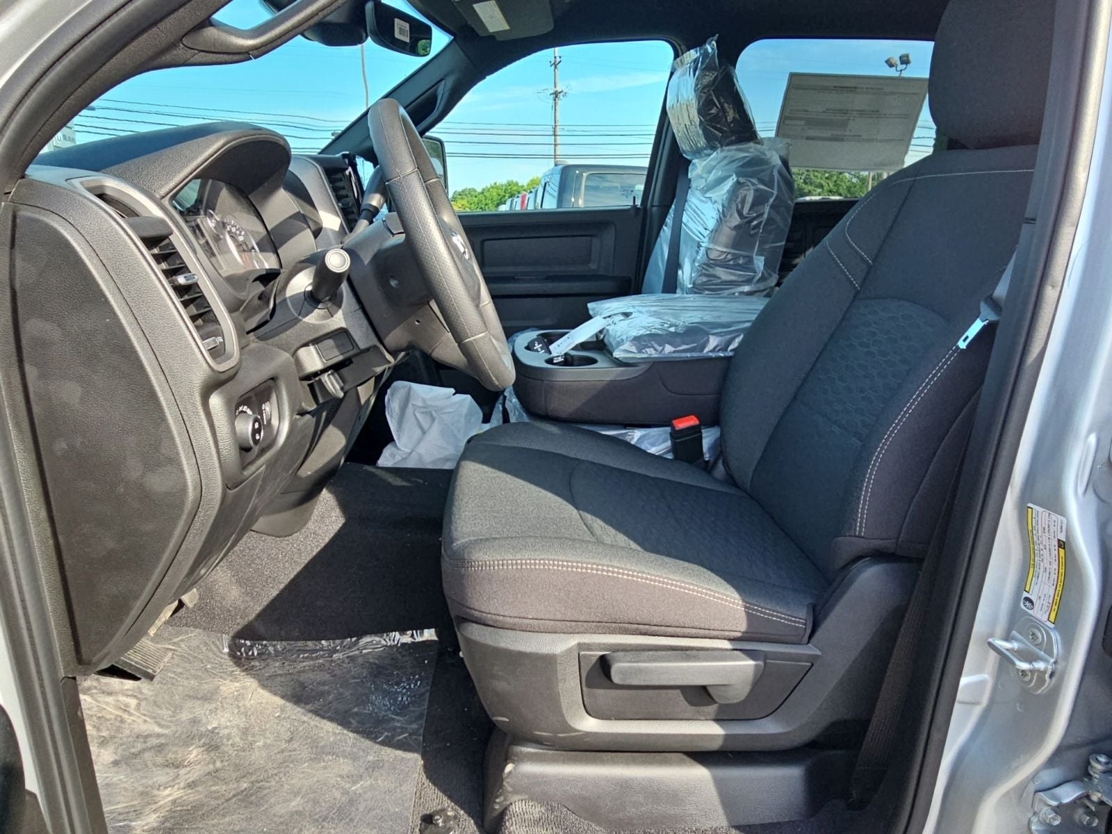 2026 RAM Ram 3500 RAM 3500 TRADESMAN CREW CAB 4X4 8' BOX