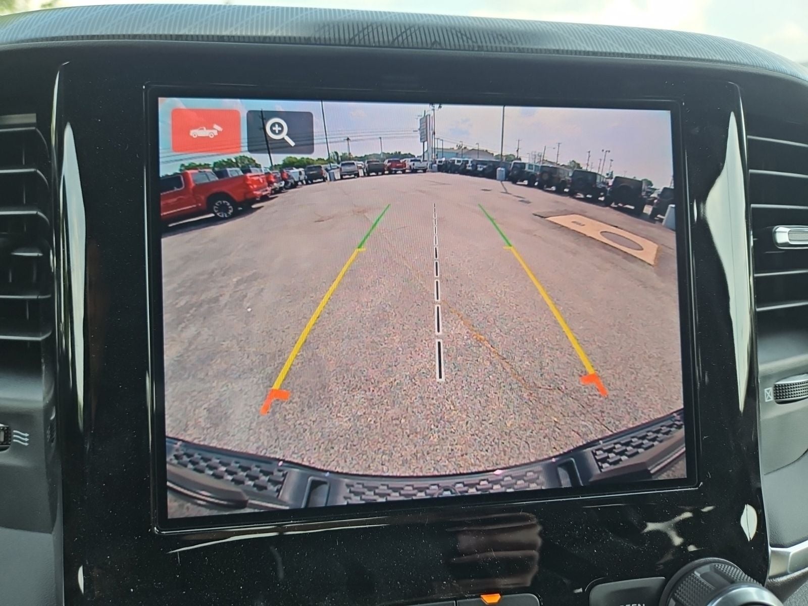2026 RAM Ram 1500 RAM 1500 EXPRESS CREW CAB 4X4 5'7' BOX