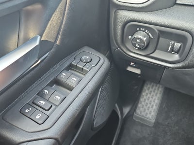 2026 RAM 1500 RAM 1500 EXPRESS CREW CAB 4X4 5'7' BOX