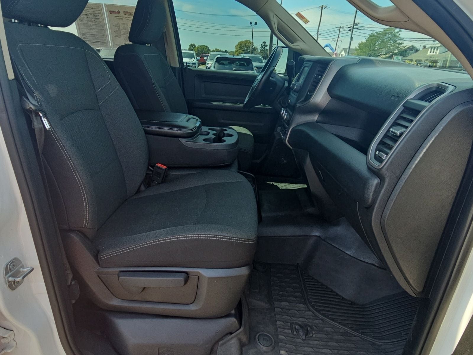 2020 RAM 2500 Tradesman Crew Cab 4x4 8' Box