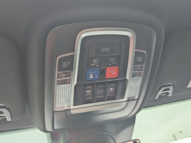 2022 RAM 2500 Limited Crew Cab 4x4 6'4' Box