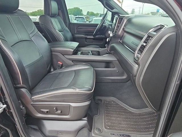 2022 RAM 2500 Limited Crew Cab 4x4 6'4' Box