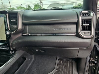 2022 RAM 2500 Limited Crew Cab 4x4 6'4' Box