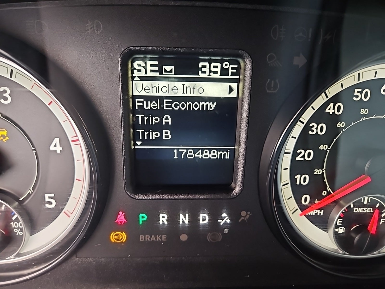 2018 RAM 3500 Chassis Tradesman/SLT/Laramie