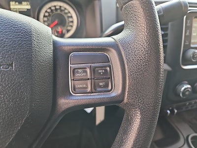 2018 RAM 3500 Chassis Tradesman/SLT/Laramie