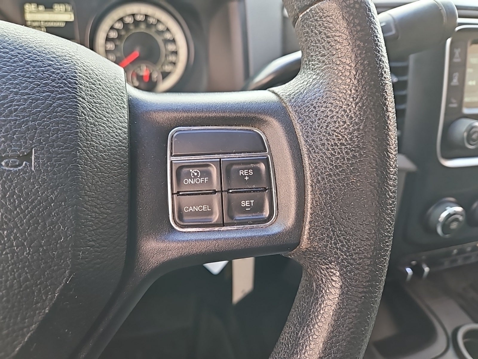 2018 RAM 3500 Chassis Tradesman/SLT/Laramie