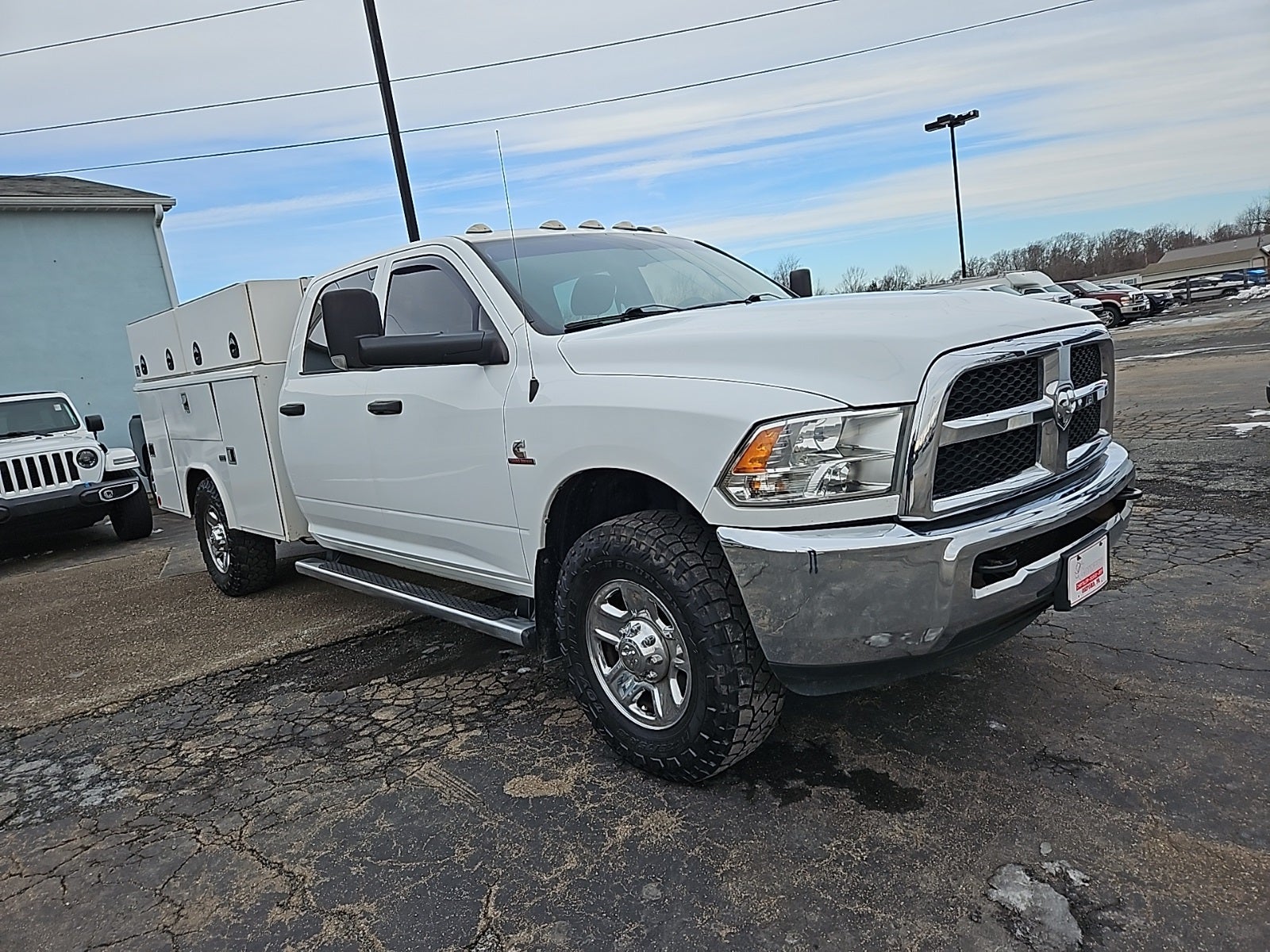 2018 RAM 3500 Chassis Tradesman/SLT/Laramie