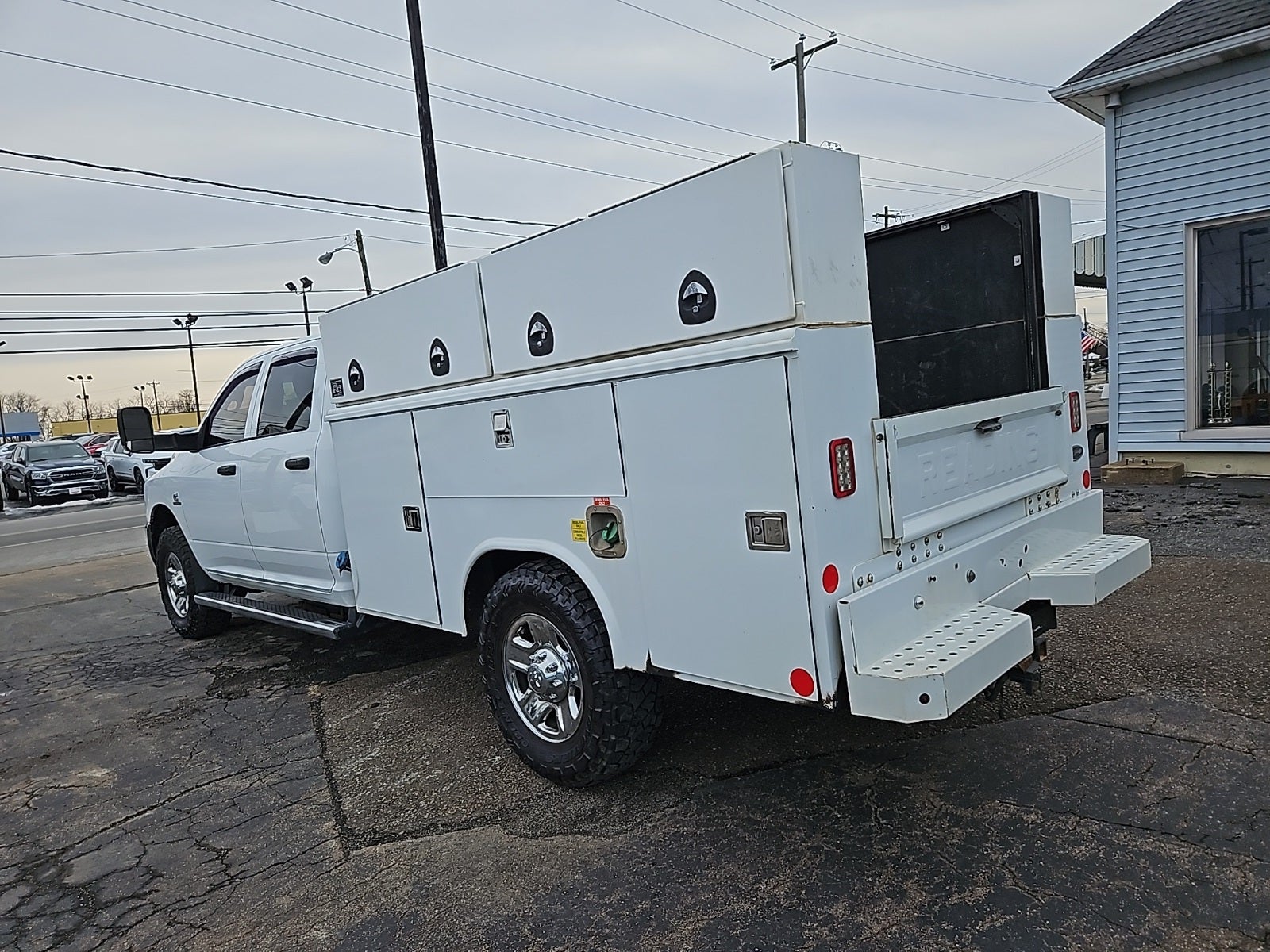 2018 RAM 3500 Chassis Tradesman/SLT/Laramie