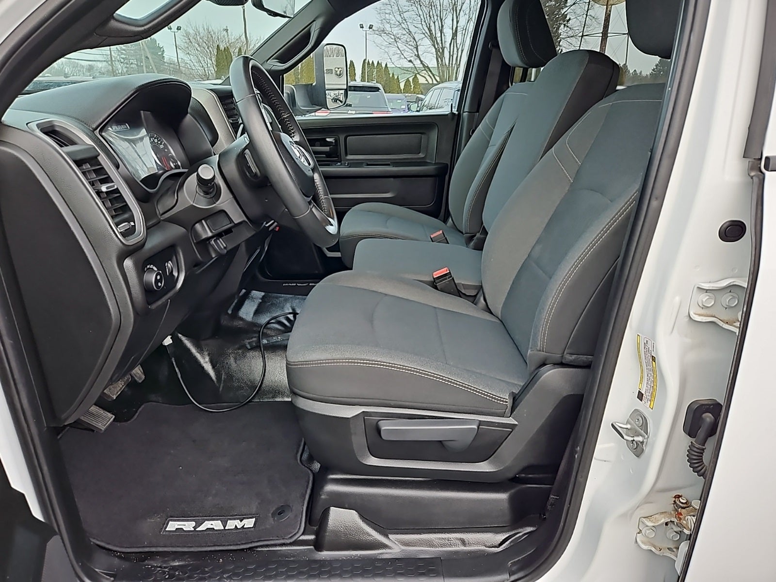 2022 RAM 5500 Chassis Tradesman/SLT/Laramie/Limited