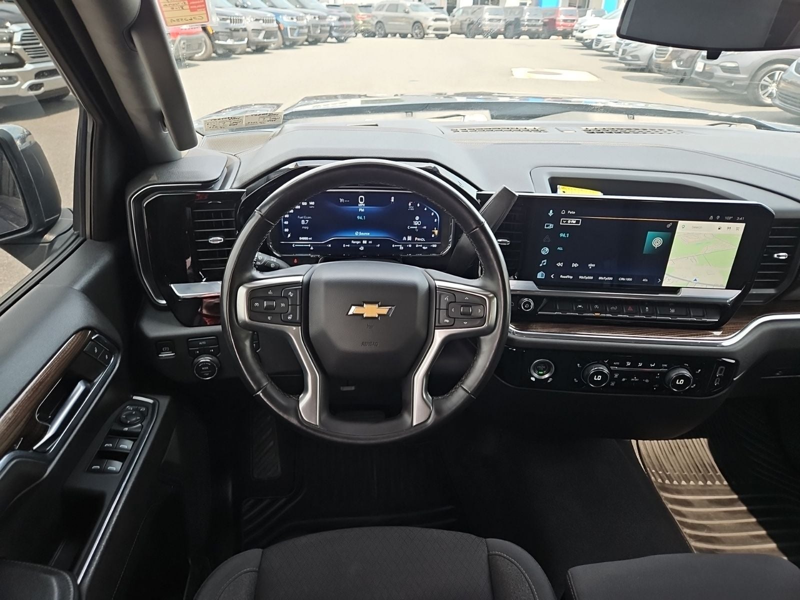 2023 Chevrolet Silverado 1500 4WD Crew Cab Short Bed LT with 2FL