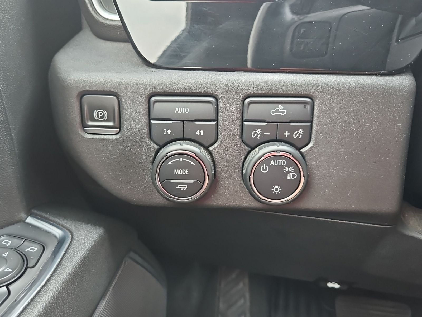 2023 Chevrolet Silverado 1500 4WD Crew Cab Short Bed LT with 2FL