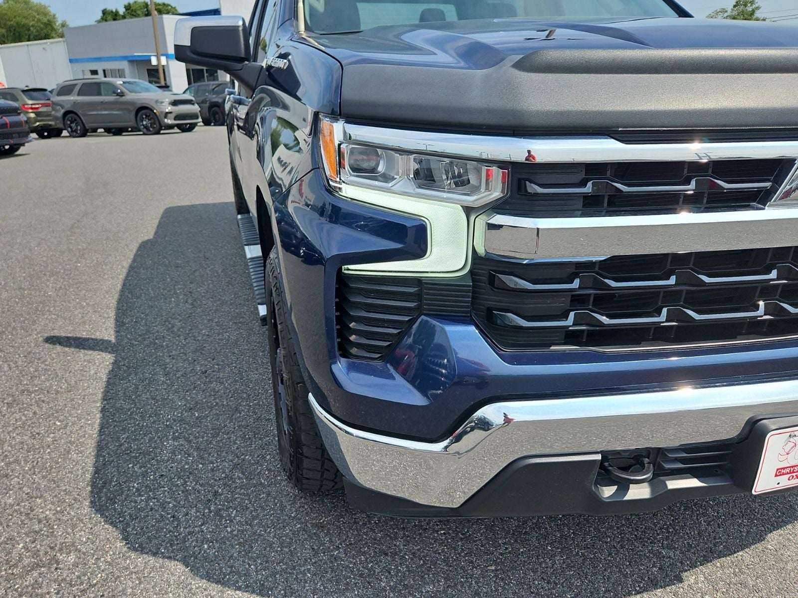 2023 Chevrolet Silverado 1500 4WD Crew Cab Short Bed LT with 2FL